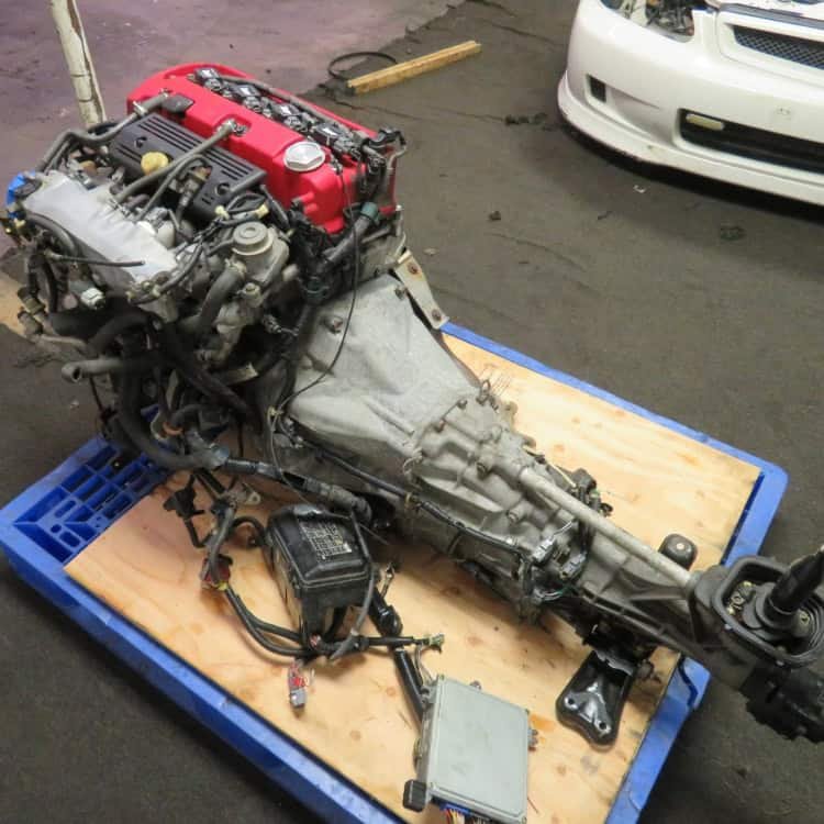 JDM Honda S2000 F20C Engine - Image 5